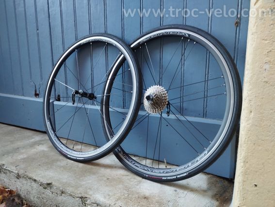 Roues campagnolo Zonda, vélo route course carbone  - 2