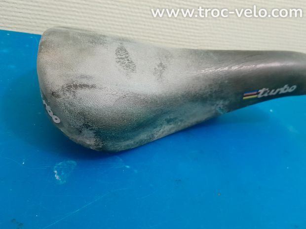 Selle turbo cuir - 3