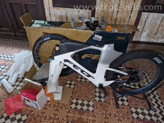A vendre vélo de Triathlon Felt IA FRD 2.0 NEUF NEUF NEUF - 4
