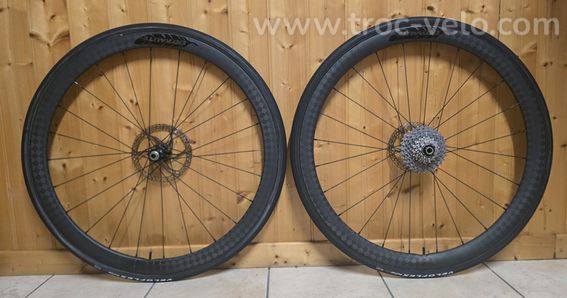 Roues Extralite 338T - 936 grs - 2
