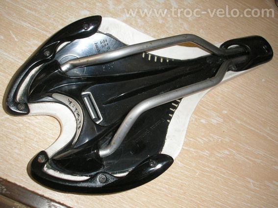 Selle Fi'zi:k - 2