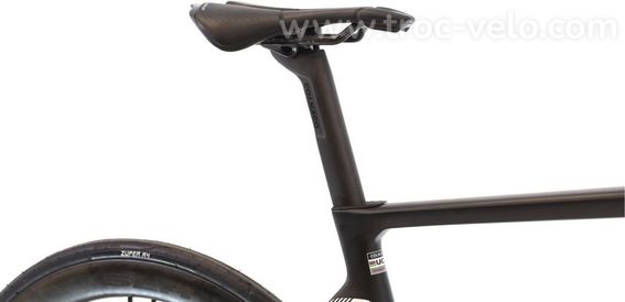 Produit Reconditionne Colnago V4rs Di2 12v Noir Velo De Route Tres Bon Etat - 8
