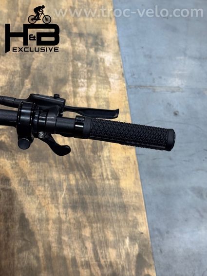 Cube Reaction Hybrid Pro 625 29 pouces VTT électrique Shimano Deore 2022 - 7