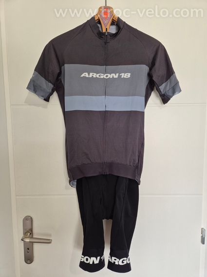 Ensemble maillot + cuissard PARENTINI neufs floqués ARGON 18