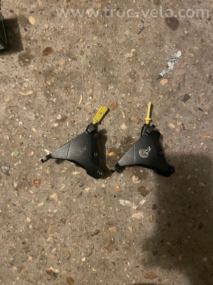 Vends étrier de frein disque Campagnolo chorus 160 mm - 3