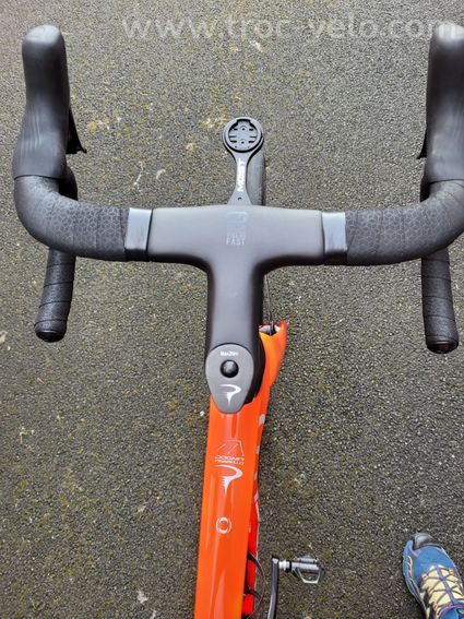 Pinarello dogma F ineos grenadiers 2025 - 6