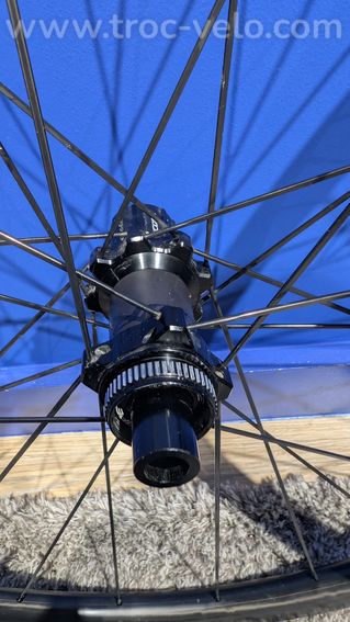Roues carbone SCOPE S3 Disc tubeless - 3