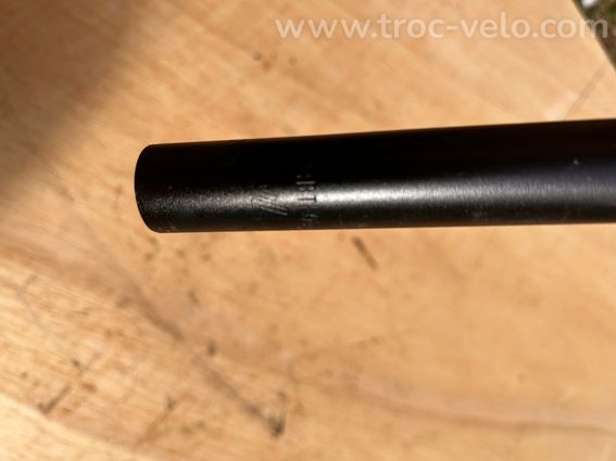 cintre alu noir - 3