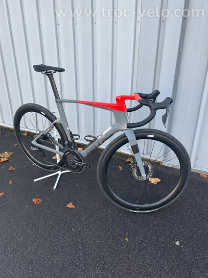 BMC modèle R01