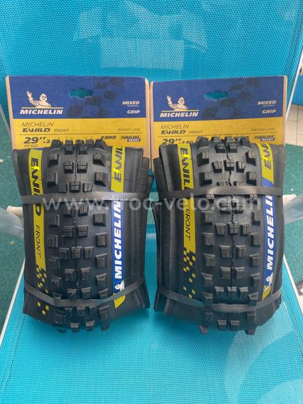 2 Pneus E-Wild Racing Line pliable (souple)