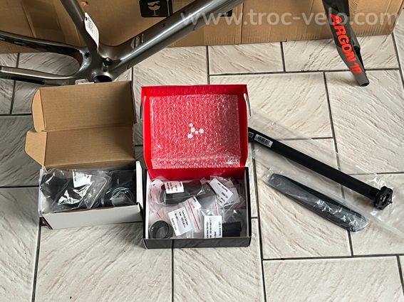 Cadre Gravel argon 18 dark matter  - 3