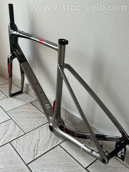 Cadre Gravel argon 18 dark matter  - 11