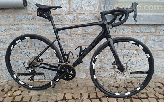 Giant Defy Advanced 1 M/L avec Roues DT Swiss R470