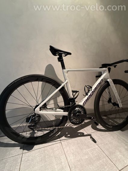 Megamo PULSE 04 SLR 2026