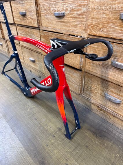 kit cadre pinarello dogma f ineos grandier ben turner taille 57.5 - 3