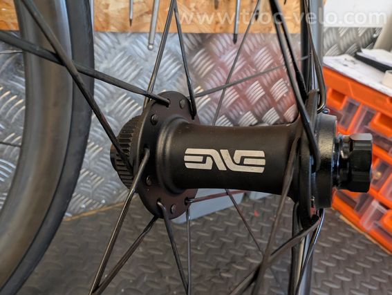 đROUES ENVE SES 2.3 INNERDRIVE 28/32mm DBđ - 3