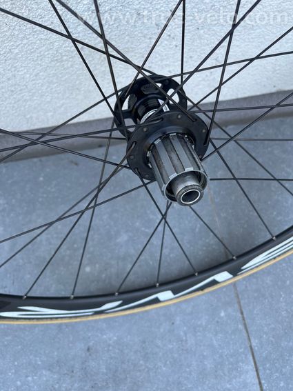 Roue carbone boyau  - 4