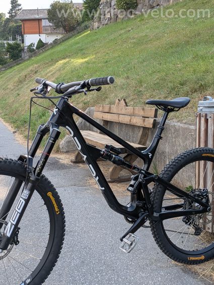 VTT Enduro Revel Rail 27.5/29 mullet 165mm taille L carbone - 3