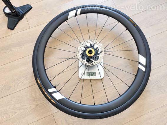 PAIRE DE ROUES CARBONE ROUTE – 1180 g LA PAIRE – XDR- TUBELESS - 2