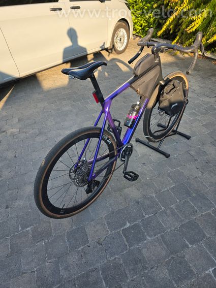 Canyon grail CF slx 9 axs taille L 200 kms - 6
