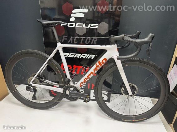 Cervelo R5-CX Force eTap AXS 2022