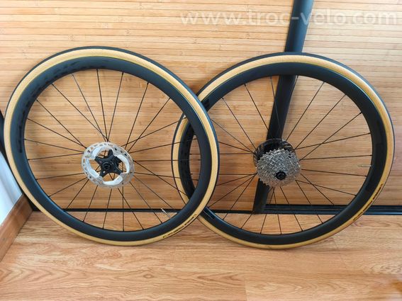 Bontrager Aeolus Elite 35