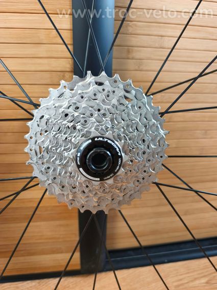 Bontrager Aeolus Elite 35 - 2