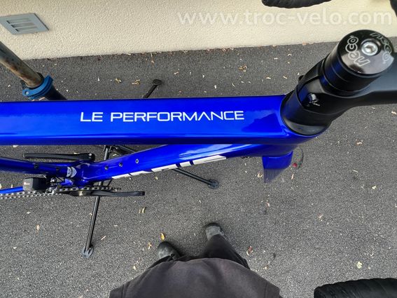 Adris performance - 9
