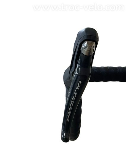 Focus Izalco Max 8.9 Carbon Vélo de Route Shimano Ultegra 2022 - 4