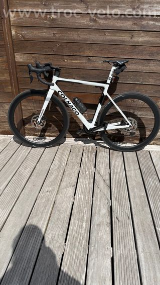 Très beau vélo de course carbone Colnago  - 8