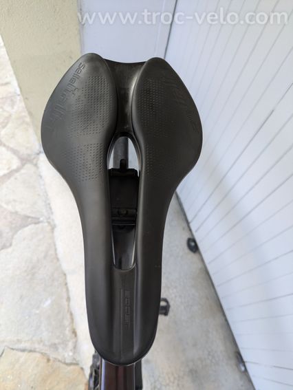 Megamo Raise 03 Carbone – Taille M – Ultegra Di2 – Roues Mavic Cosmic SLR 32 - 6