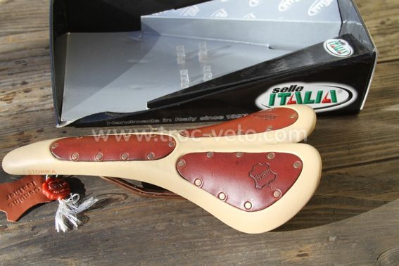 Selle Italia Storika 2003 en cuir