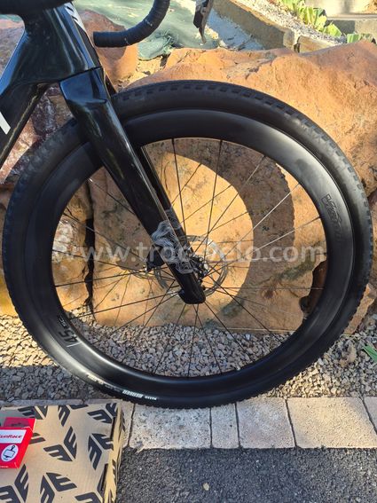 BERRIA NAIÏ GRAVEL RACE M/55 – 7,8KG – SRAM RED QUARQ – VISION SC45 – 1200KM - 5