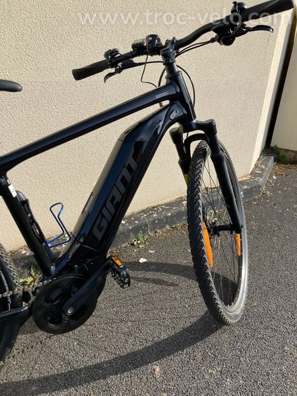 Vélo électrique vtc giant 700c - 5