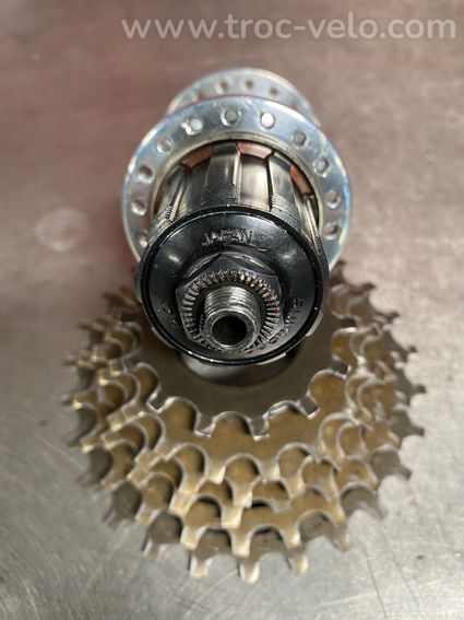 Moyeu arrière vintage SHIMANO 600 + cassette 6 vitesses - 2