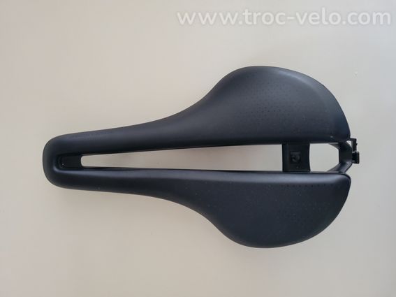 Selle BONTRAGER Aeolus Comp 155mm noir