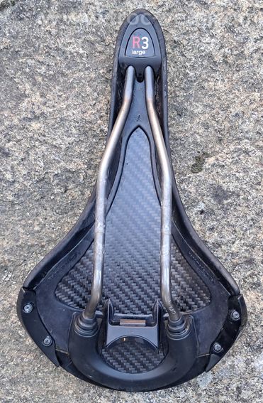 À vendre – selle FIZIK Aliante "R3 large" - 2