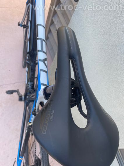 Vélo route Focus cayo carbone ultegra - 3