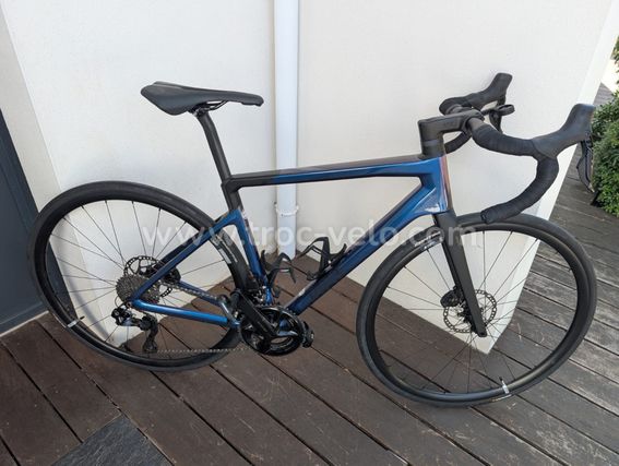 Vélo Rose Reveal 4 – Shimano 105 Di2 – 8,4 kg – Moins de 2 500 km