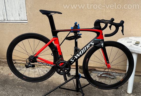S works venge vias  - 5
