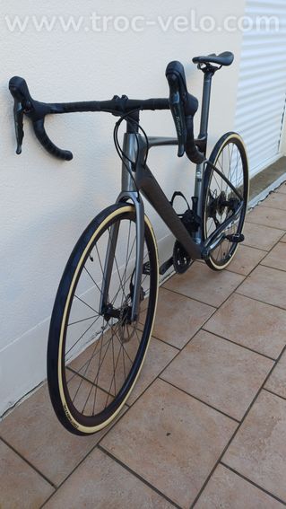 GIANT DEFY Advanced 3 2021 Taille M - Shimano Tiagra - 3