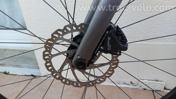 GIANT DEFY Advanced 3 2021 Taille M - Shimano Tiagra - 5