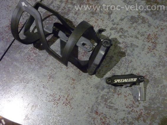 PORTE BIDON SPECIALIZED AVEC PORTE OUTILS - 2