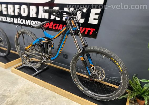 Giant Glory 2 - DH Taille S - 2