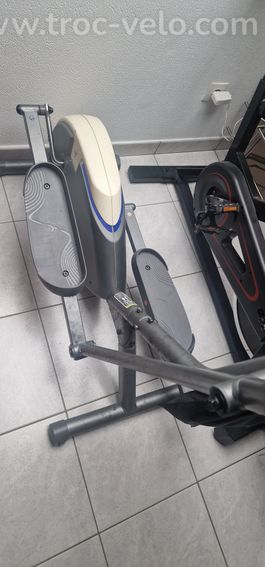 Vélo elliptique – ² bon état – Prêt à l'emploi - 3