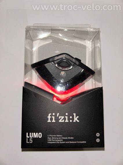 Selle Fizik Aliante R3 Open Regular 143mm + Lumière AR Lumo L5 + x4 Protections Latérales  - 10