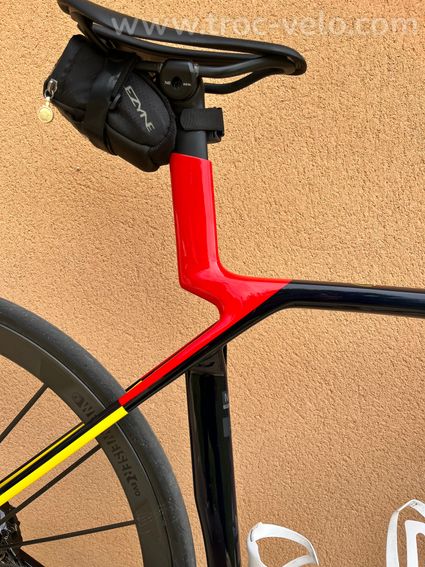 trek madone slr 9 8G TAILLE M/L - 2
