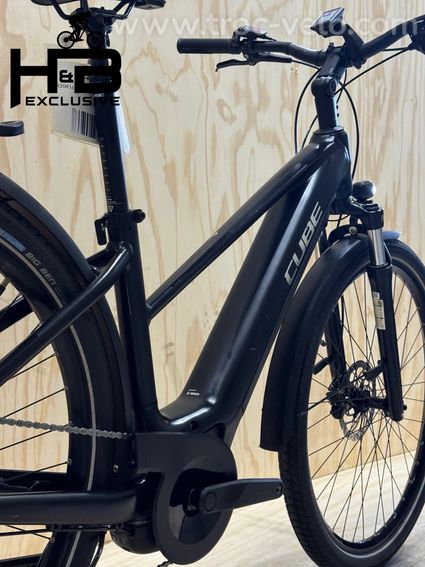 Cube Touring Hybrid Pro 625 Vélo électrique Shimano Cues 2023 - 12