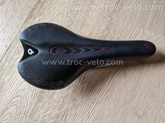Selle prologo nago evo dea