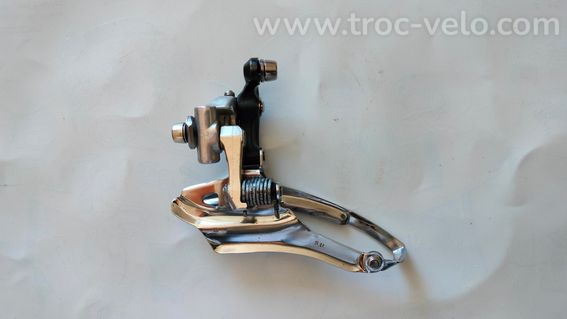 Dérailleur avant triple 9v campagnolo - 2